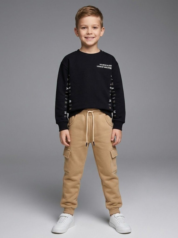 NYC Black Set - Boy (Beige Pants)
