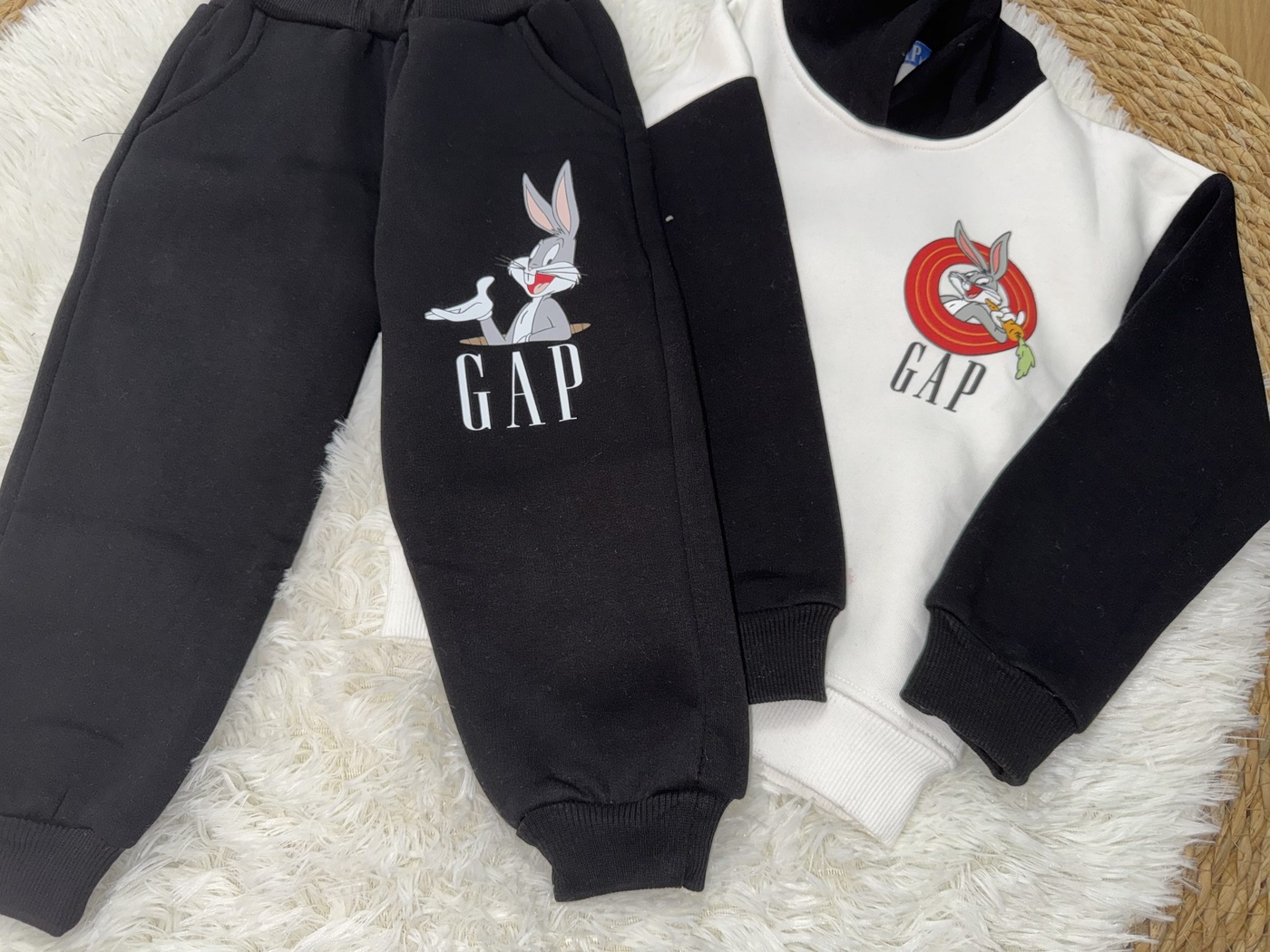 Looney Tunes White & Black Hoodie - Boy (Back Print)