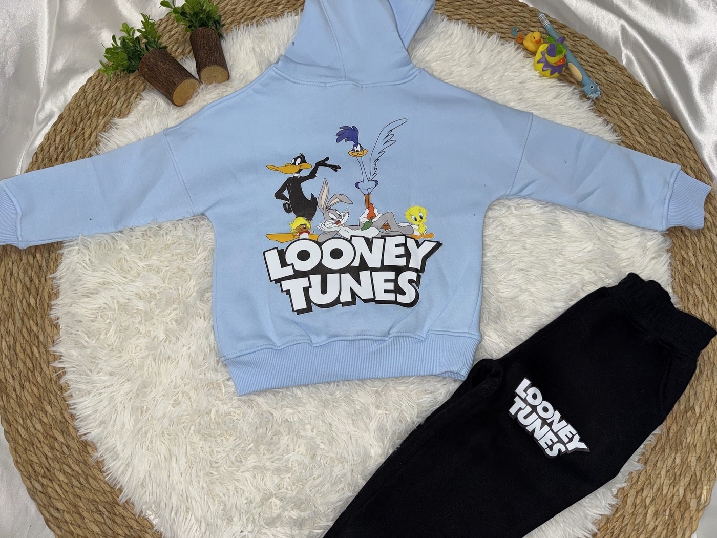 Looney Tunes Sky Blue Hoodie Set - Boy (Black Joggers)