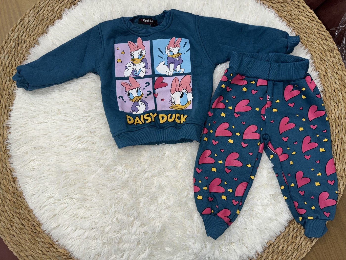 Daisy Duck Teal Set - Girl (Comic Panels)