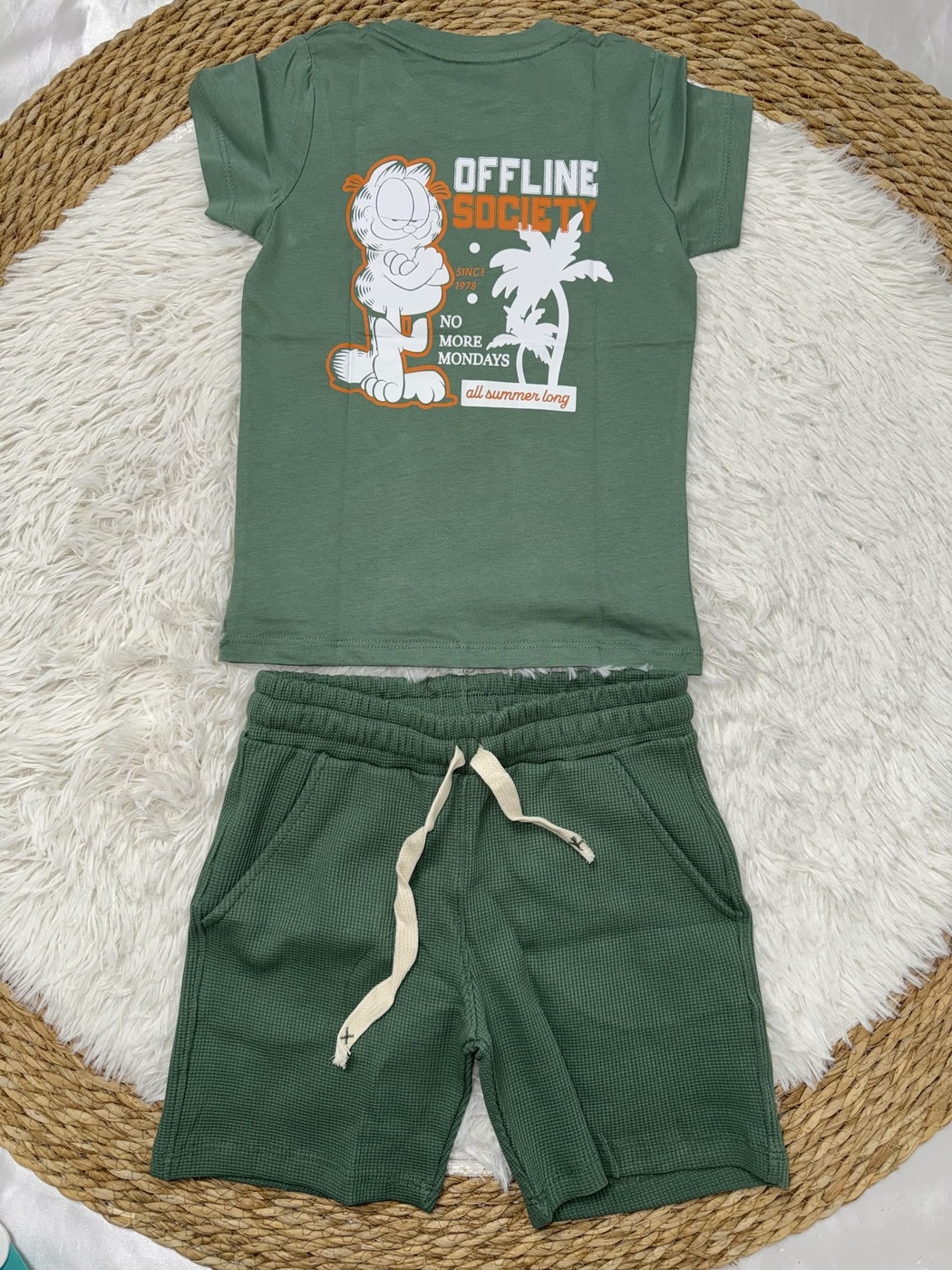 Offline Green Shorts Set - Boy (Back Graphic)-10