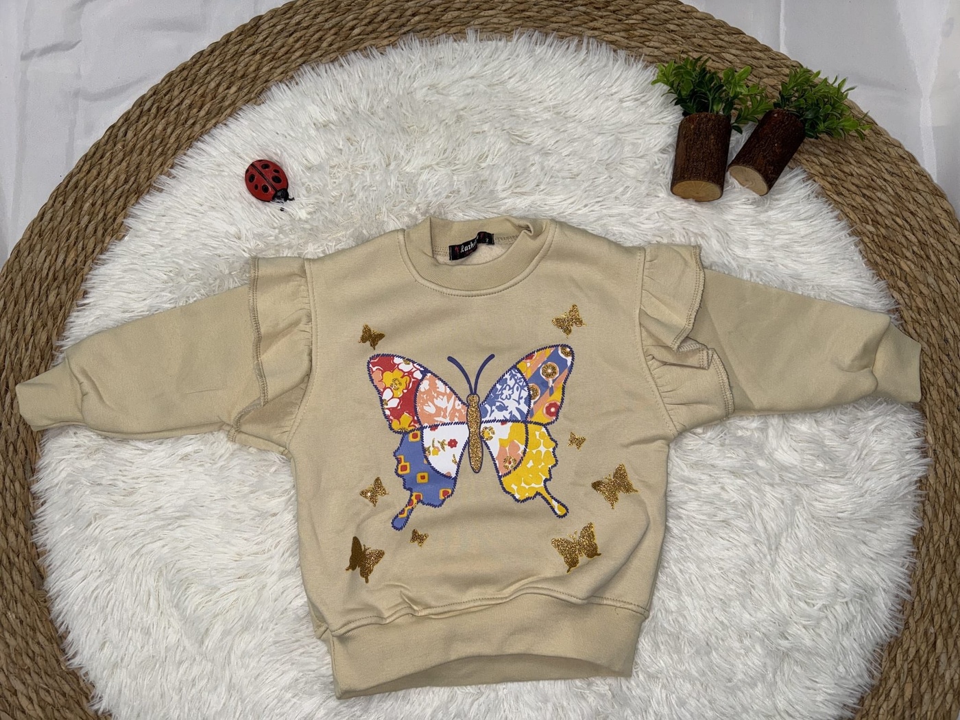 Butterfly Sweatshirt Beige - Girl (Patchwork Art Style)