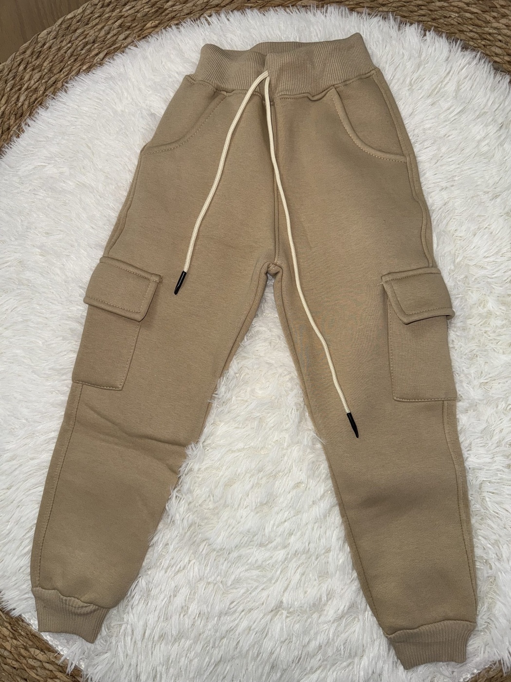 NYC Black Set - Boy (Beige Pants)
