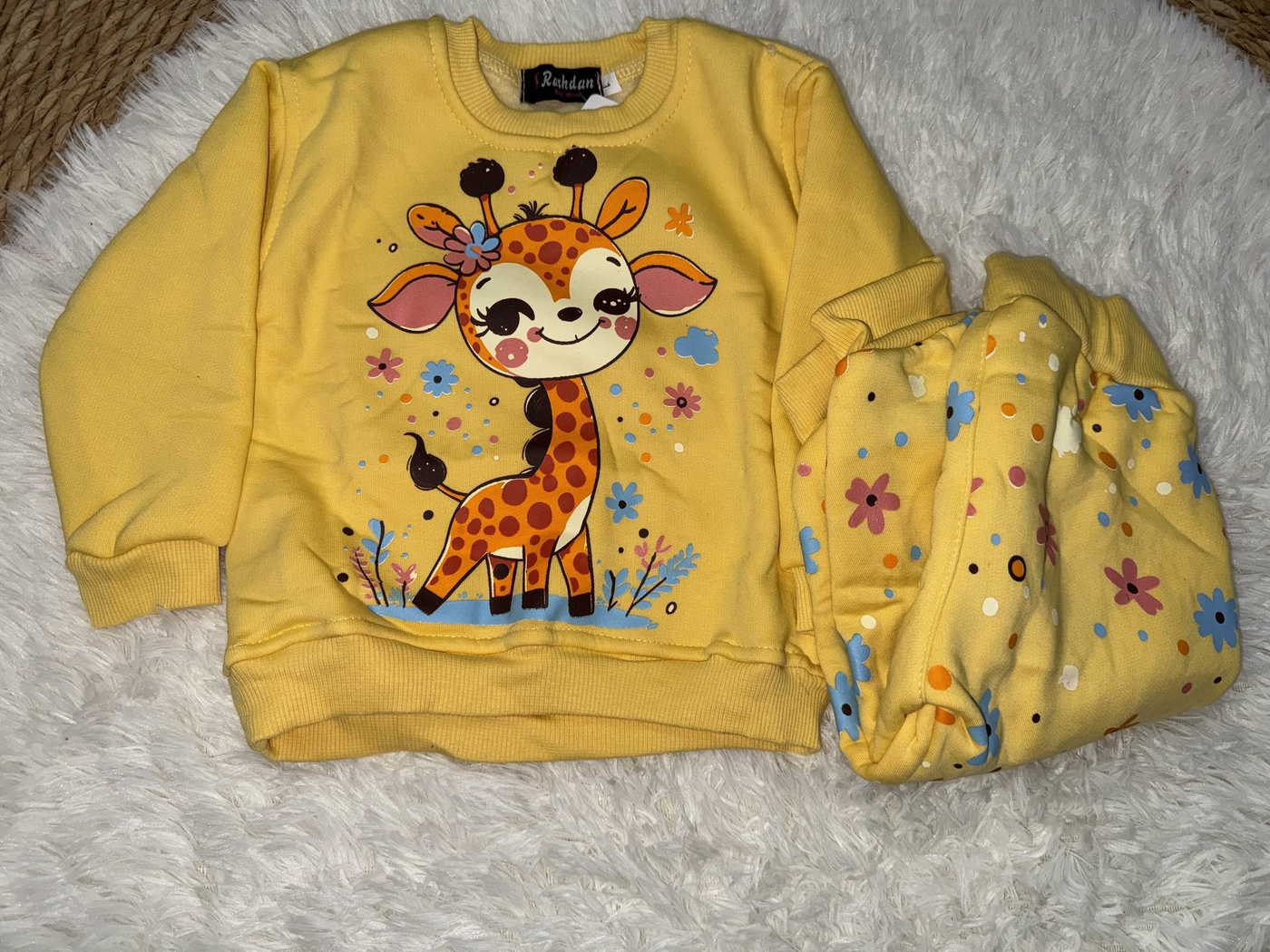 Giraffe Yellow Set - Girl (Floral Pants)