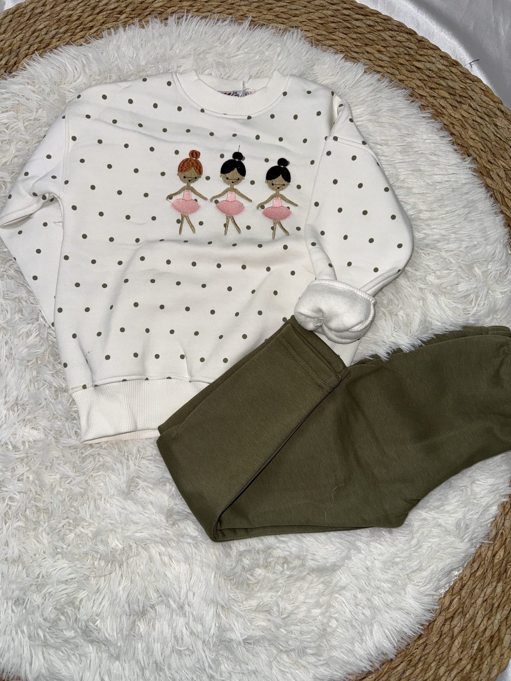 Ballerina Polka Dot Set White - Girl (Olive Green Pants)