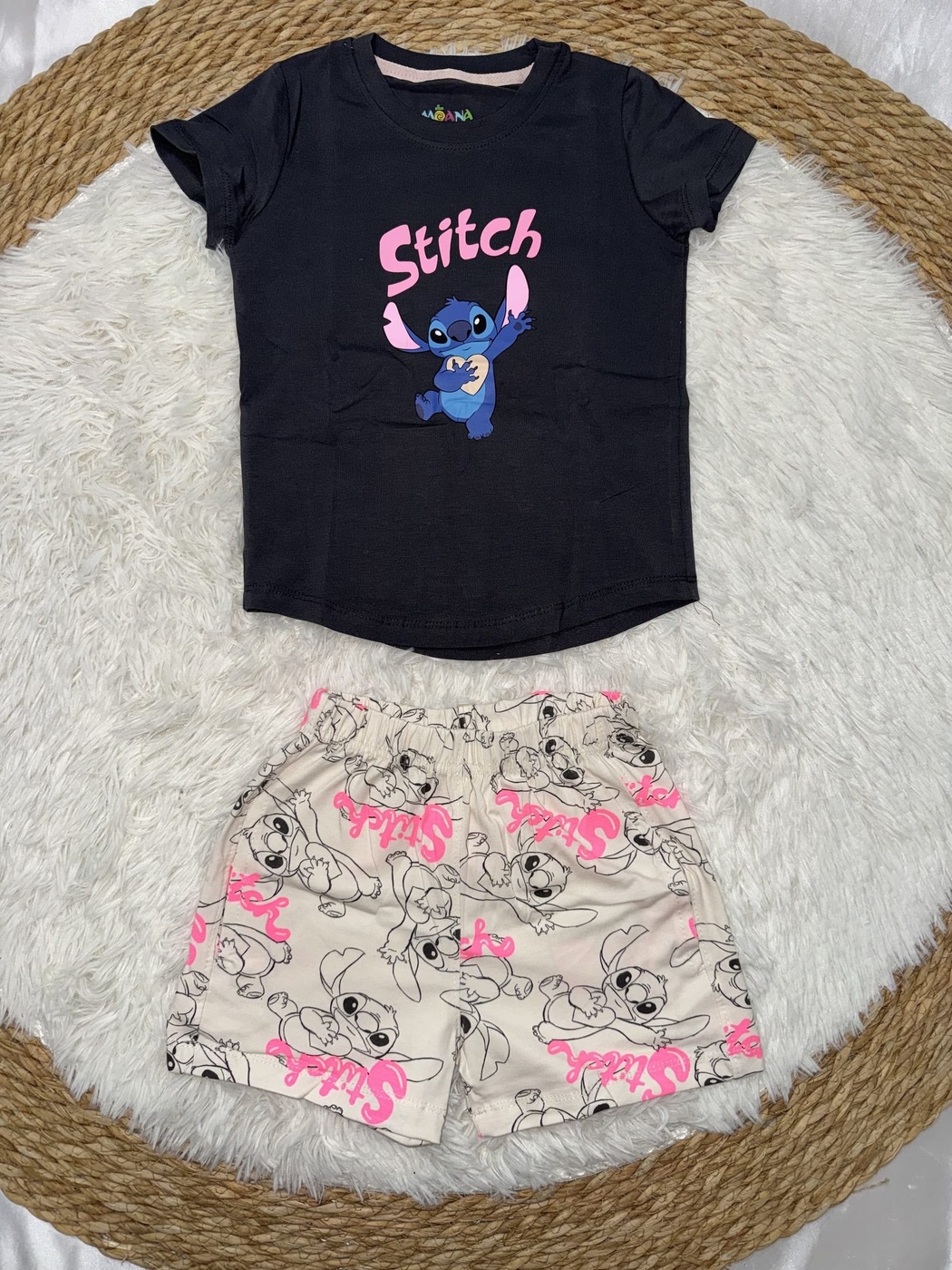 Stitch Black Shorts Set - Girl (Beige Shorts)-08