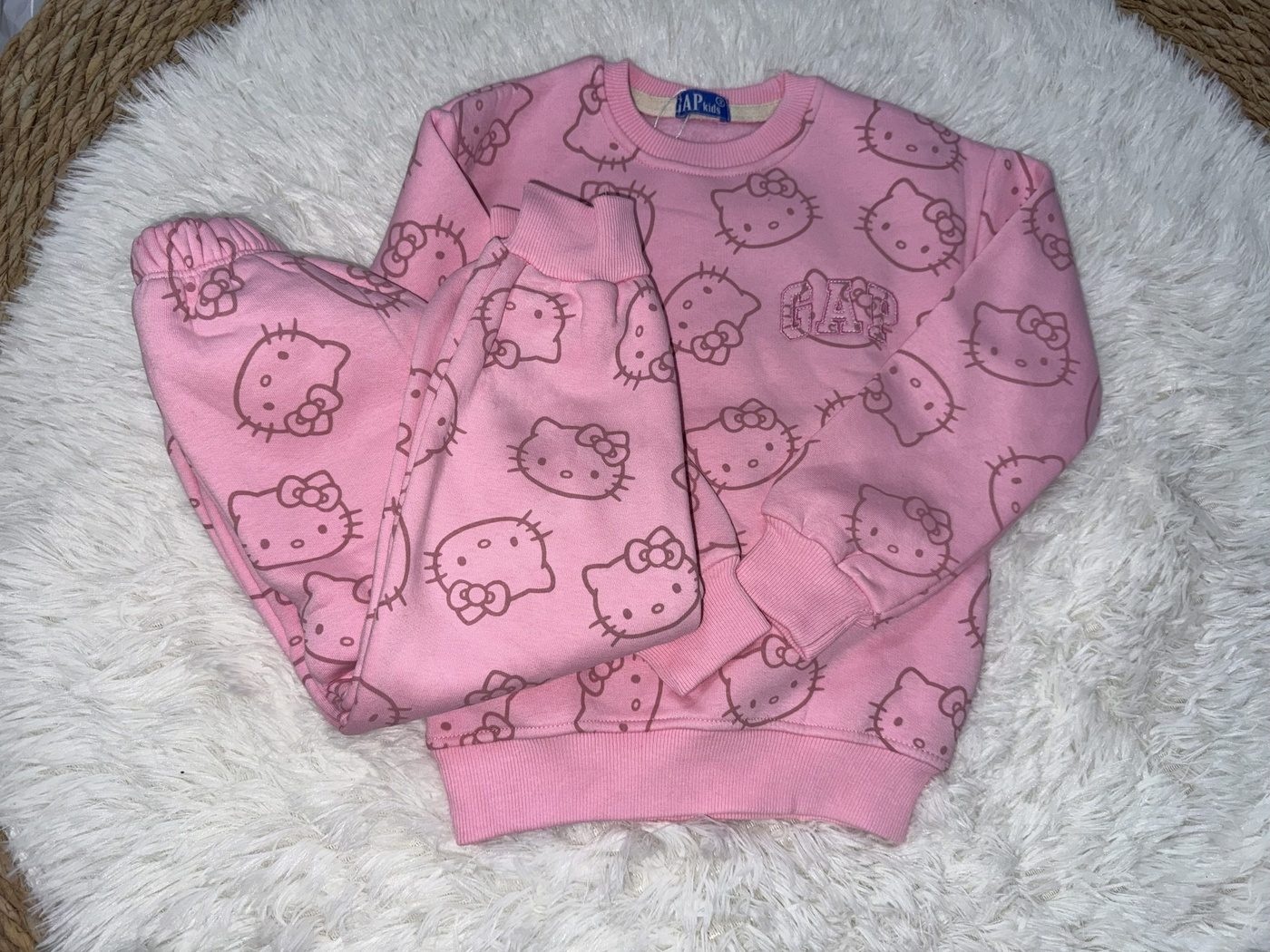 Hello Kitty Pink Set - For Girls (Pattern Print)