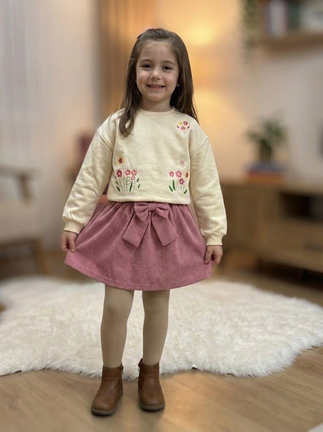 Stemmed Flower Set Cream & Mauve - Girl (Stemmed Embroidery)