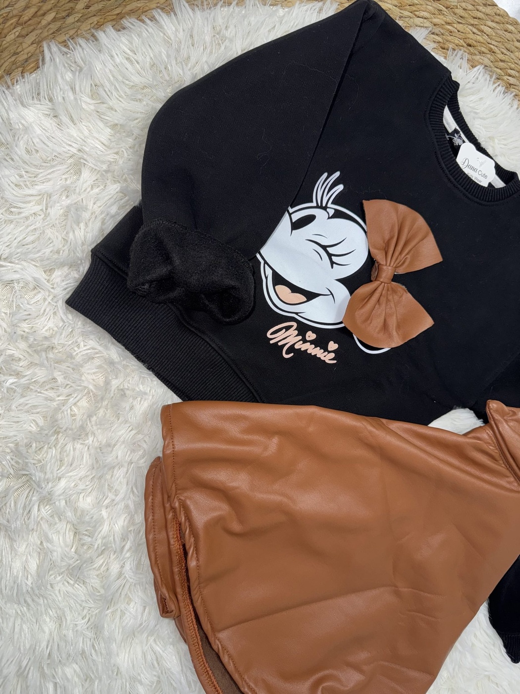 Minnie Leather Bow Set Black - Girl (Brown Leather Skirt)