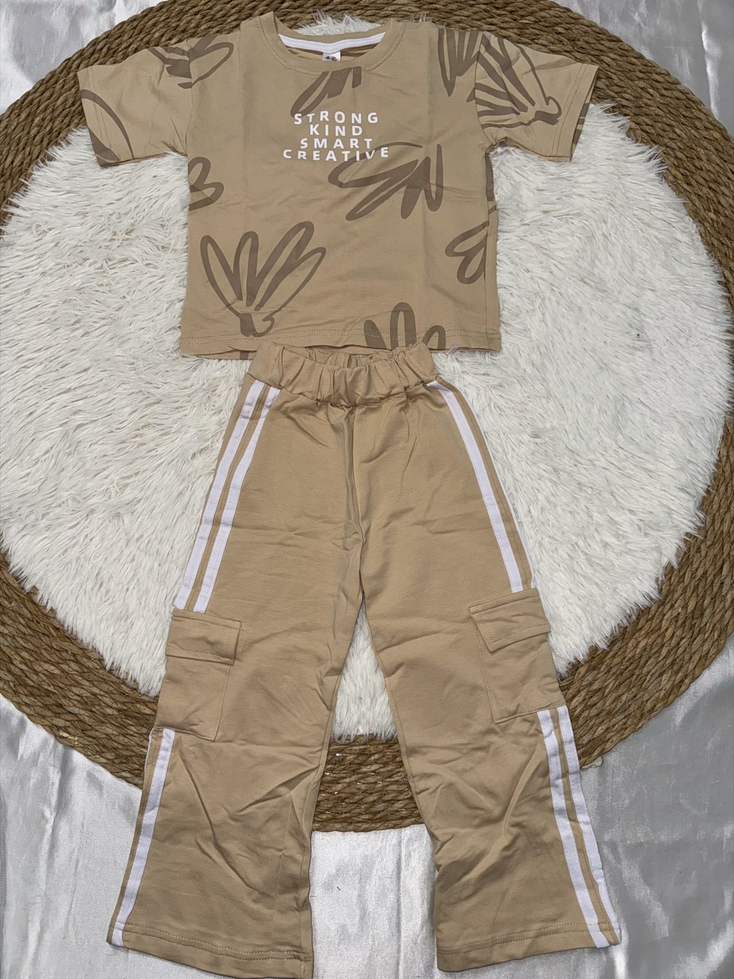 Kind Creative Beige Pants Set - Girl (Side Stripes)-08
