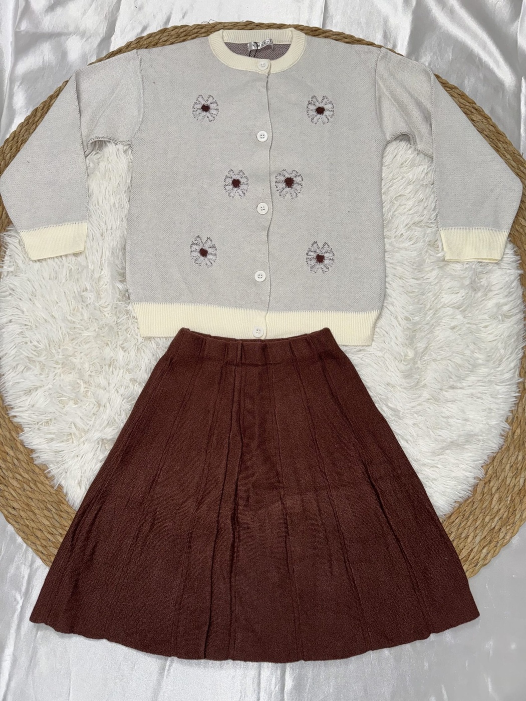 Daisy Cardigan Set Light Grey - Girl (Brown Ribbed Skirt)
