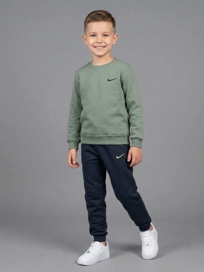 Minimalist Sport Set Olive Green - Boy (Dark Grey Pants)