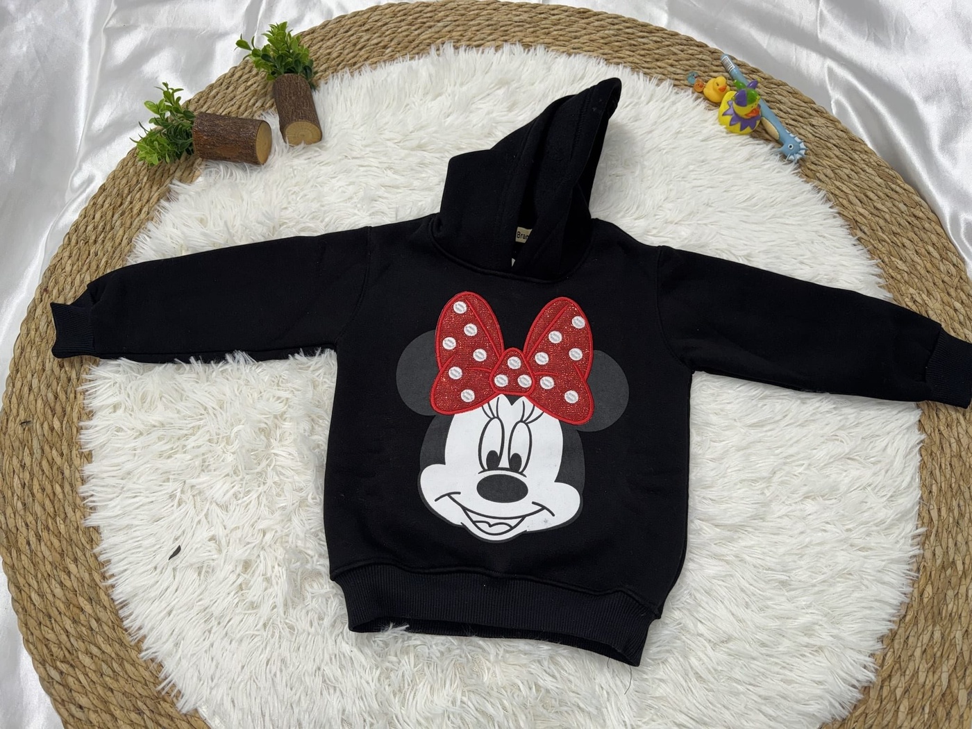 Minnie Black Hoodie - Girl (Front Graphic)