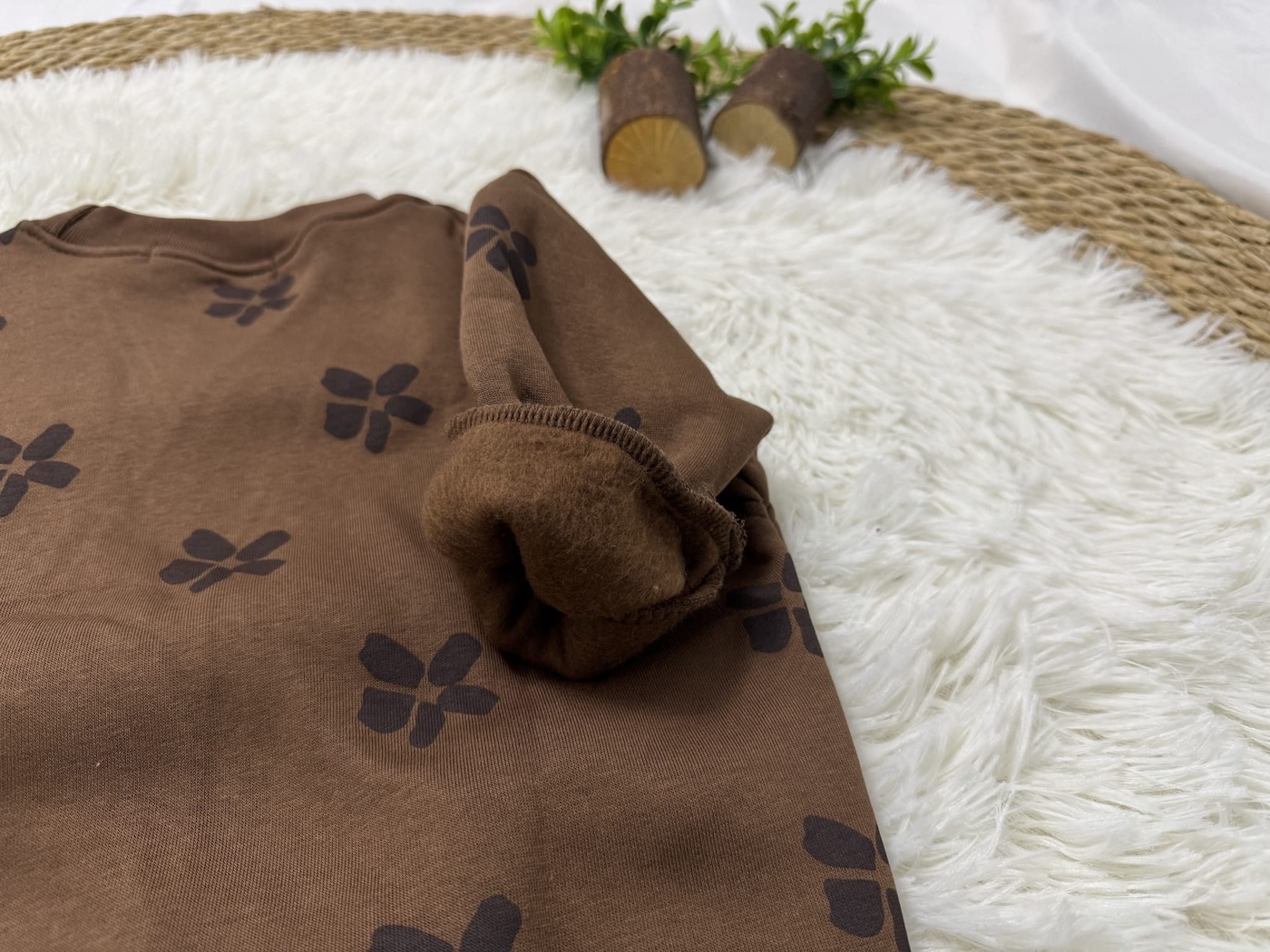 Flowery Sweatshirt Brown - Girl (Gold Text Embroidery)