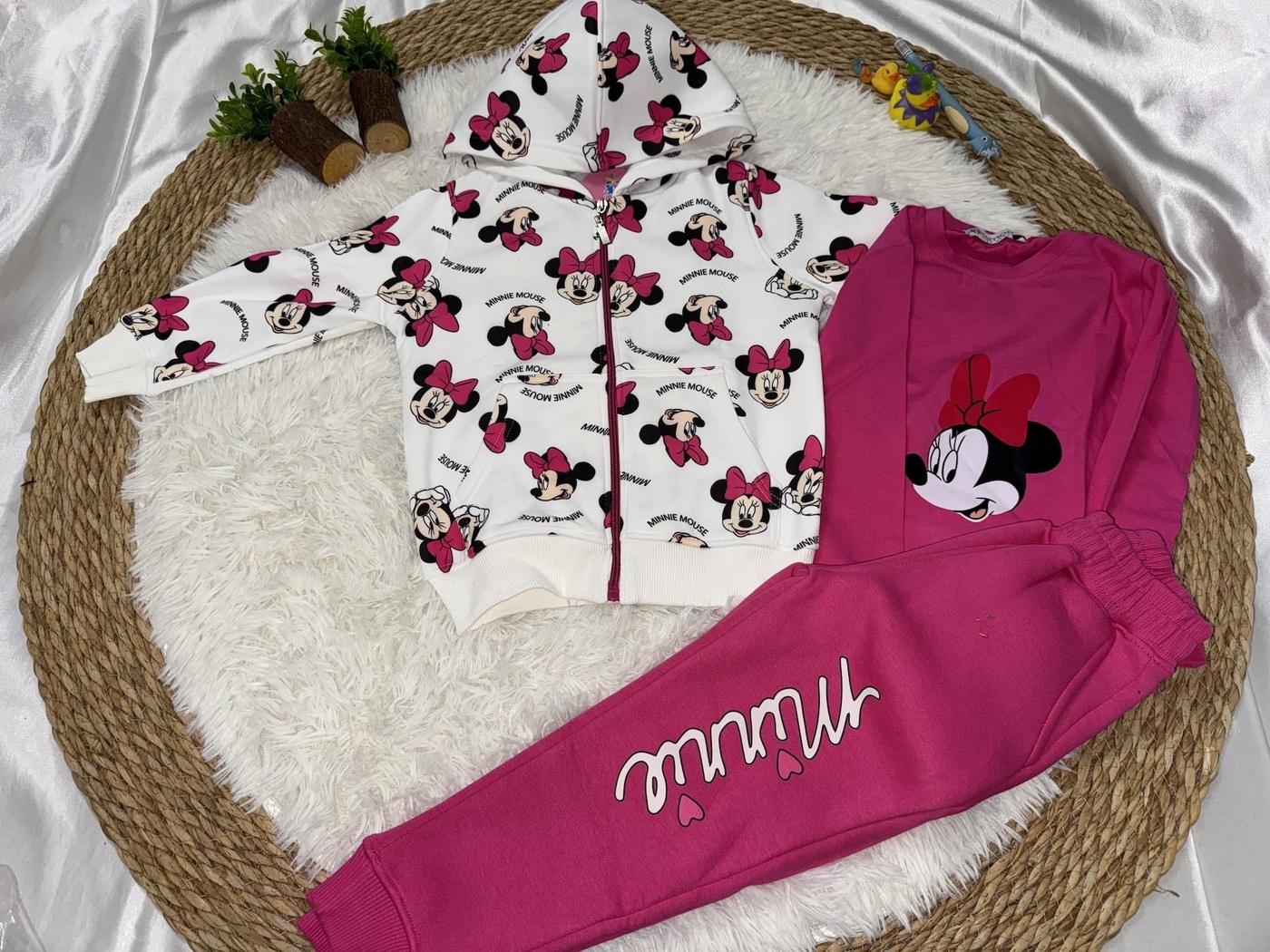 Minnie Mouse Hot Pink 3-Piece Set - Girl (Allover Print Hoodie)