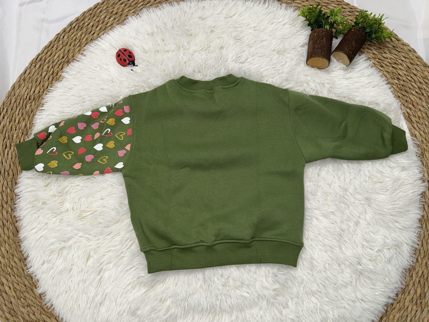 Love Heart Sweatshirt Olive Green - Girl (Single Patterned Sleeve)
