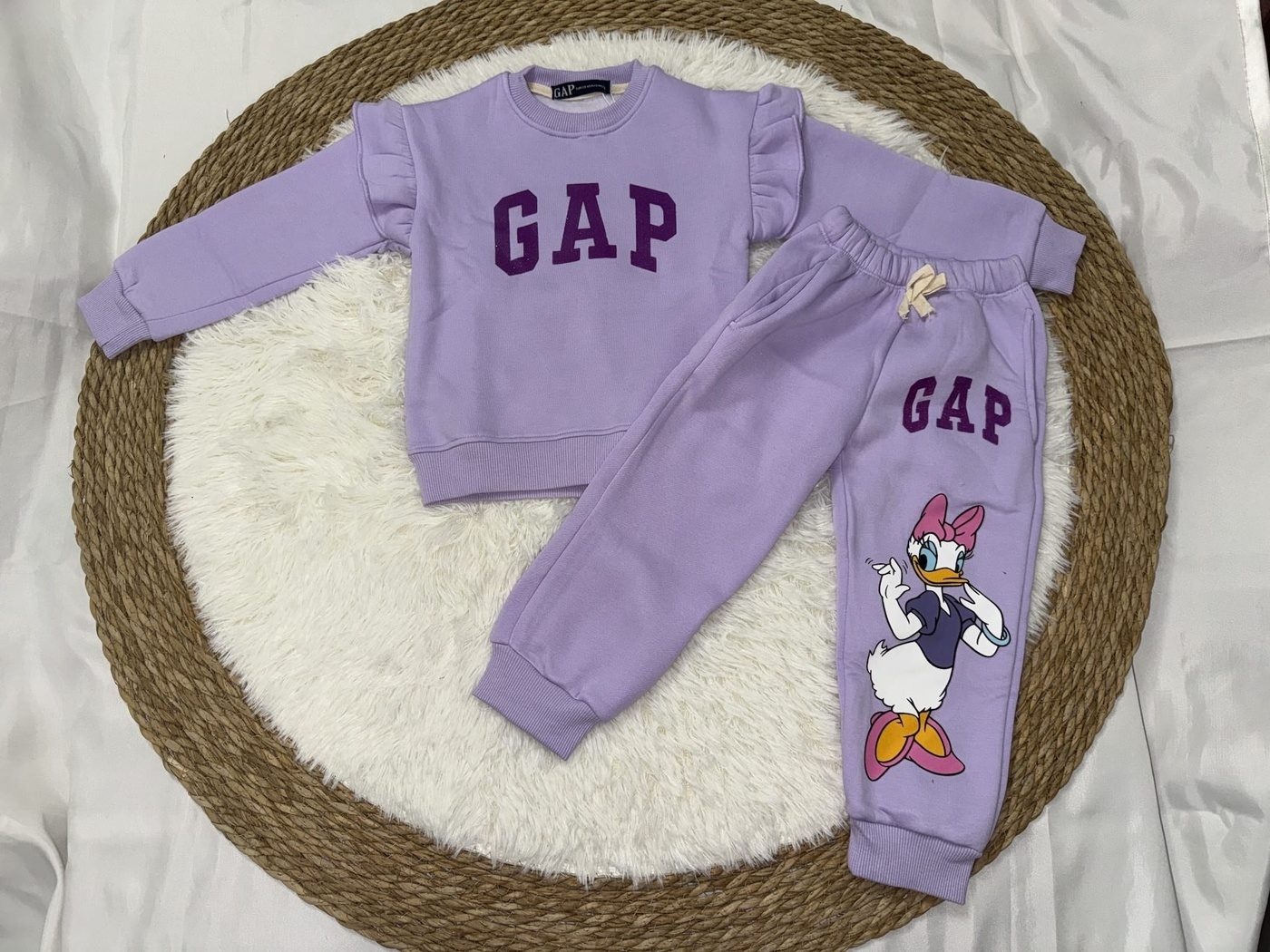 Daisy Duck Set Lavender - For Girls (Queen Daisy Back)
